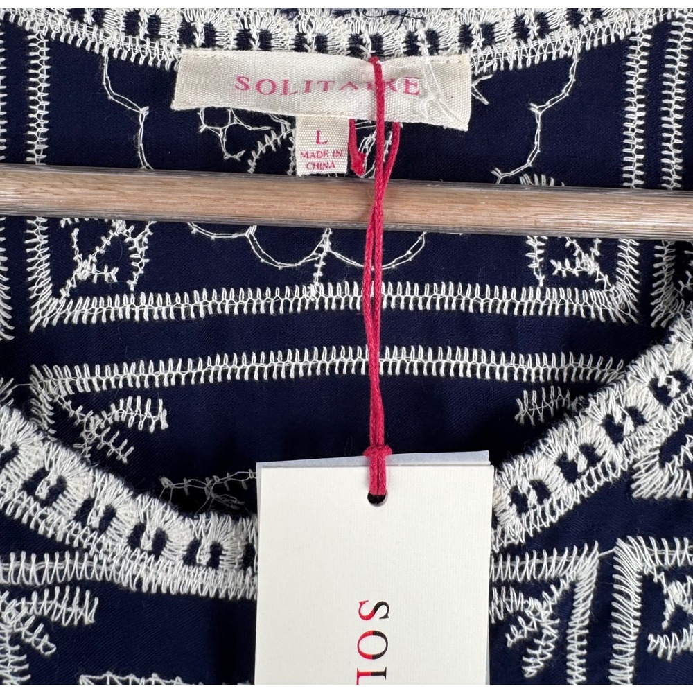 Solitaire Embroidered Blouse sz L Navy Blue White Puff Sleeve Scalloped boho - Picture 2 of 7